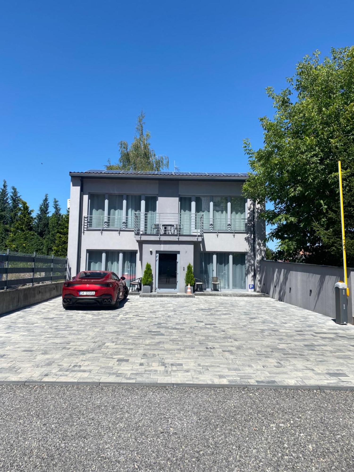 Apartamenty Miechów Exteriör bild